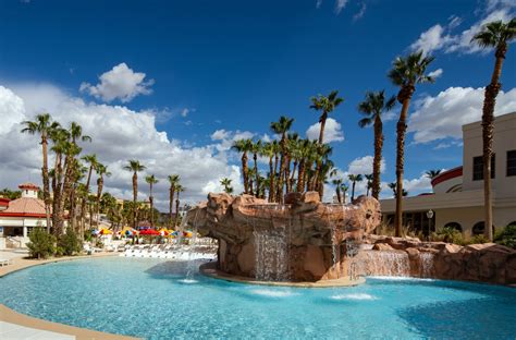 A Redesigned Pool Experience - Rio Las Vegas