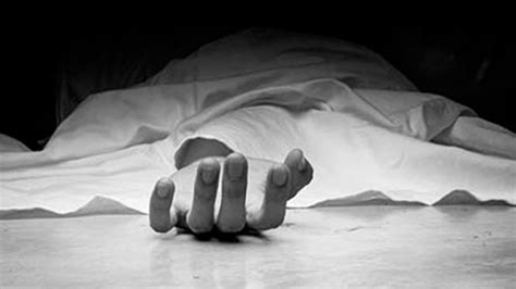 Jilted lover blasts himself with gelatin stick outside teen girl’s ...