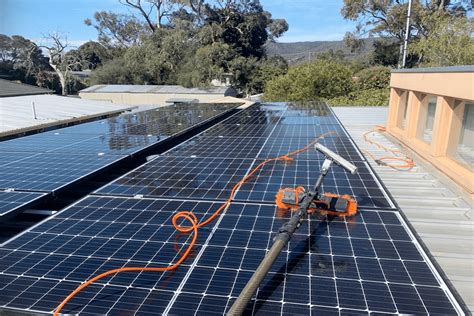 Solar Panel Cleaning In Melbourne – Melbourne Solar Panel Cleaning