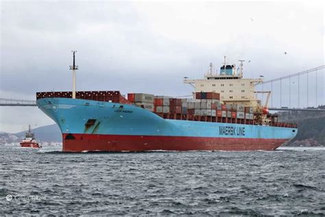 LICA MAERSK, Container Ship - Details and current position - IMO ...