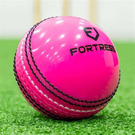 Cricket 'Incrediballs' [Box of 6] | Net World Sports