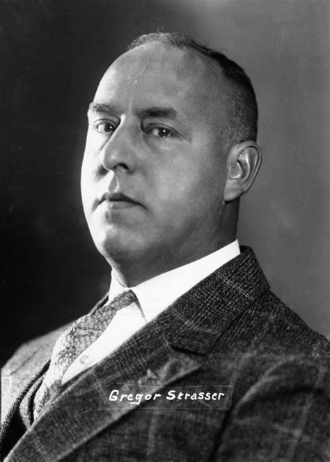 https://www.historisches-lexikon-bayerns.de/images/8/8f/Gregor_Strasser.jpg