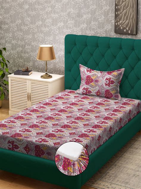 Klotthe Red Ethnic Motifs 300 TC Cotton Blend Fitted Single Bedsheet w ...