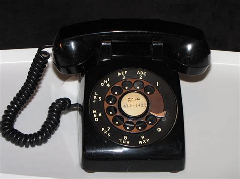 Old Time Phone 的图像结果