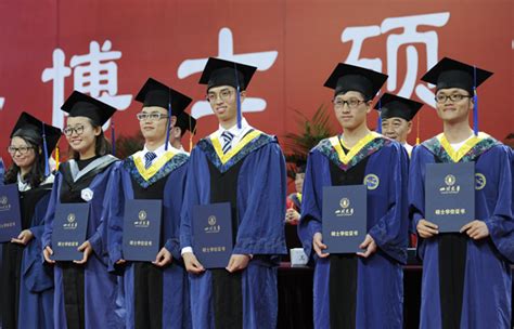 四川医科大学举行2009级留学生毕业典礼暨学位授予仪式-西南医科大学新闻网