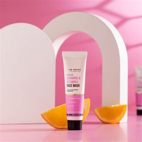 Ceramide & Vitamin C Face Wash -10g – Dr Sheth's