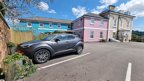 COTSWOLD APARTHOTEL (Stroud, Cotswolds) - Lodging Reviews, Photos, Rate ...