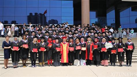 西安交大2017年春季研究生学位授予仪式隆重举行|毕业生|机关|群体_新浪新闻