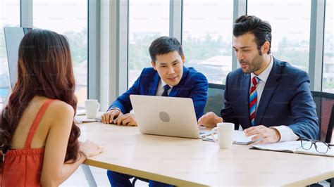 Job Recruiting 的图像结果