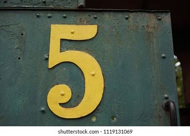 Train Numbers EYFS 的图像结果