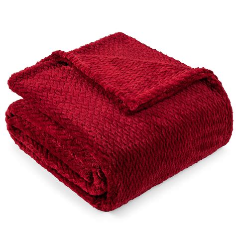 PAVILIA Premium Flannel Fleece Throw Blanket, Lightweight, Warm, Cozy ...