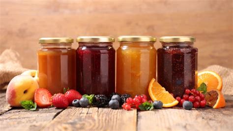 15 Souvenirs to Buy in Goa and Where to Buy Them