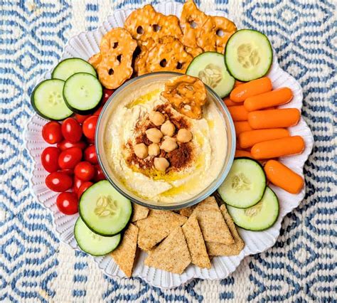 Best Homemade Hummus - Kitchen Ready Betty