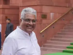 Bhupendra Yadav: Over 1,700 sq km of forest area lost in last 10 years ...