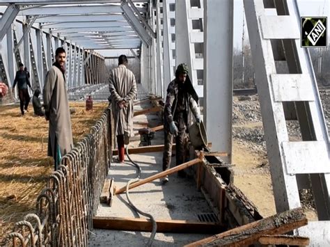 J-K: Bridge linking 80 villages in Pulwama, Budgam districts 'nears ...