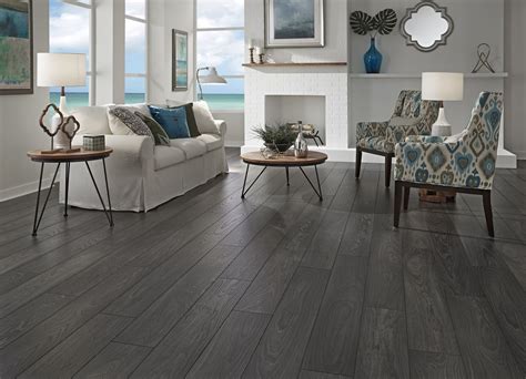 Creating A Relaxing Grey Living Room With Oak Floor – Artourney