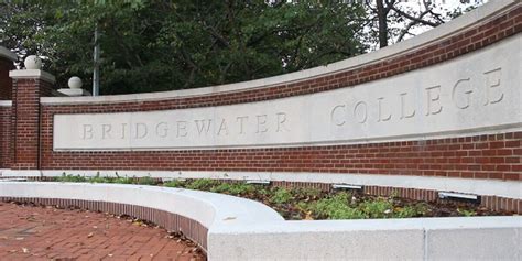 2 Virginia college officers killed; suspect in custody