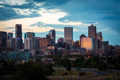 Denver Skyline at Sunset | Photography Around Colorado | Scott Smith ...