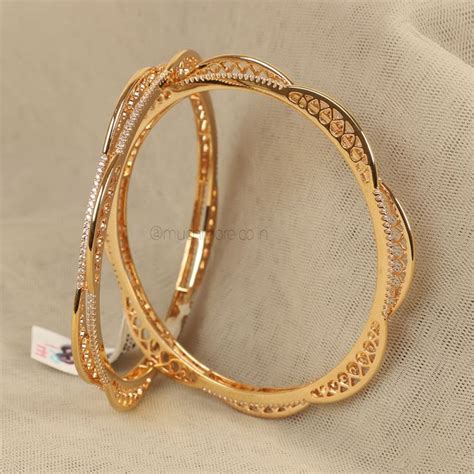 Gold Plated Diamond Cutting Work Bangles