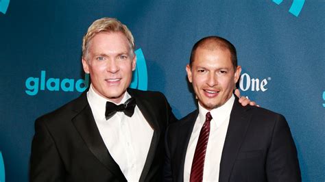 Sam Champion Husband Rubem Robierb: Job, Marriage Details | Closer Weekly