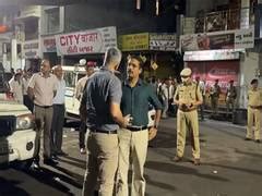 Jewellery shop owner shot dead during robbery attempt in Surat, one ...