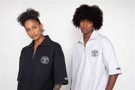 「TOKYO 23」と「ONEITA」の別注アイテム”QUARTER-ZIP CADET COLLAR SHORT”が発売。 | atmos ...