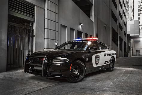 Dodge Updates 2017 Charger Pursuit With Complimentary Officer Protection Package - autoevolution
