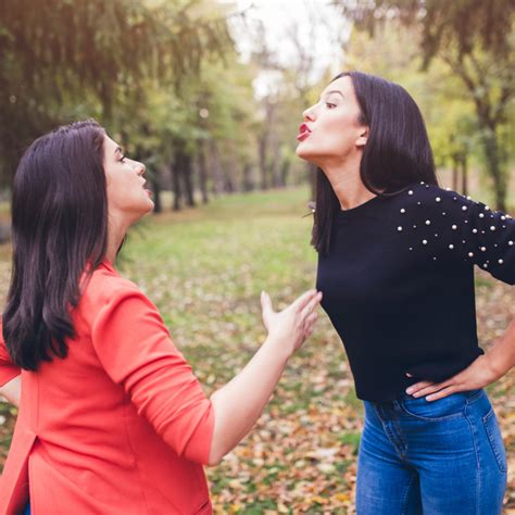 17 Signs of a One-Sided Friendship | So Syncd - Personality Dating