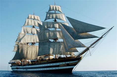 Training ship Amerigo Vespucci of the Italian Navy. [1600x1060 ...