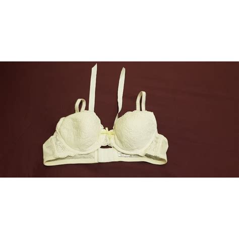 Jual Young Hearts Bra Size B70 atau 32 | Shopee Indonesia