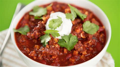 Download Chili Con Carne With Celery Wallpaper | Wallpapers.com