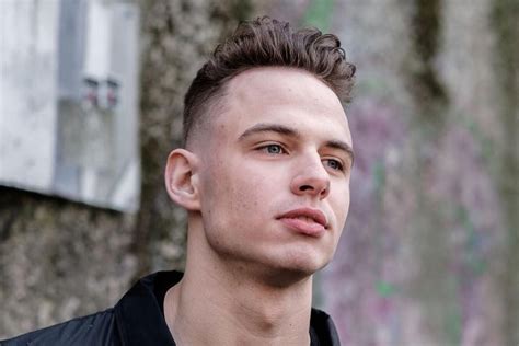 50 Amazing Temple Fade Haircuts For Men (New Gallery) - The Trend Scout