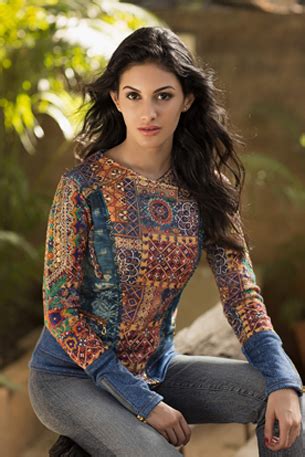 Winter Dresses Online - Buy Women Kurtis, Cardigans, Knitted Tops ...