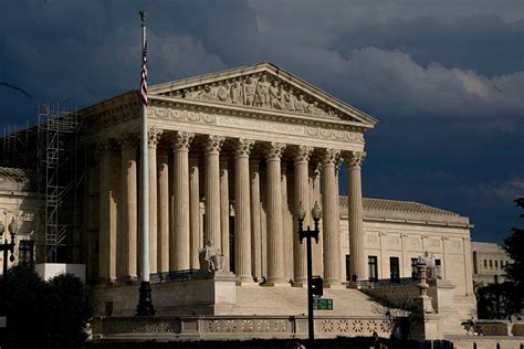 Supreme Court effectively ends affirmative action at colleges in ...