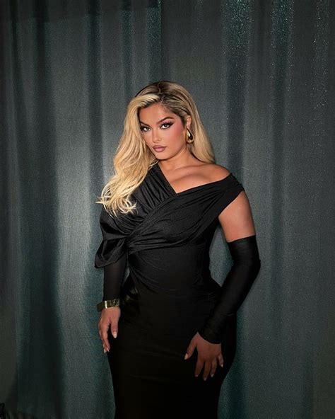 What is the net worth of Bebe Rexha - the world famous singer who earns ...