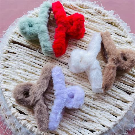 Korean Clutcher – ZEBRATA