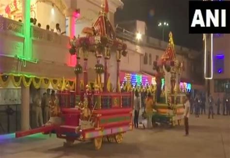 Ahmedabad: Amit Shah performs 'Mangla Aarti' at Jagannath Temple ahead ...