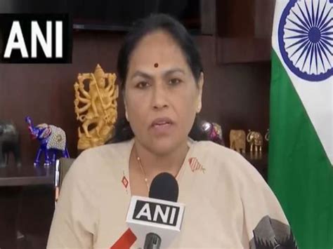 Shobha Karandlaje slams DK Shivakumar over Chamundi Hills remark ...