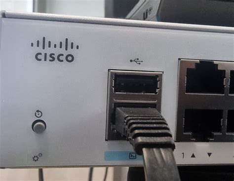 Using Putty to Configure Cisco Router 的图像结果