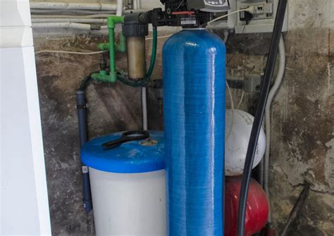 Top 5 Advantages of Water Softeners | Elek Plumbing LLC