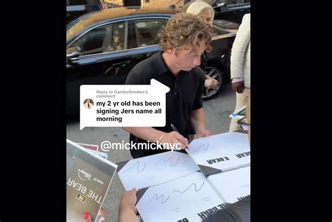 Jeremy Allen White Signature Video Goes Viral