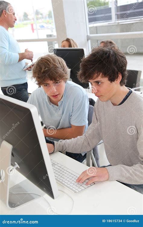 High School Work Computer 的图像结果