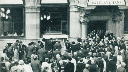 Esa extraña máquina de hacer dinero