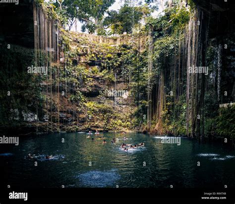 Cenote Ik Kil - Yucatan, Mexico Stock Photo - Alamy