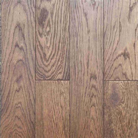 Chevron Natural Oak Brushed & Oiled Flooring 90x4/16x510mm