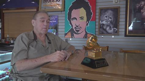 'It opened lots of doors' | Jimmy Buffett's first award-winning song ...