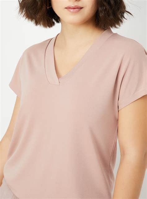 Buy Women Solid T-shirt Online at just Rs. 599.0 - 1000015196244 | Max ...