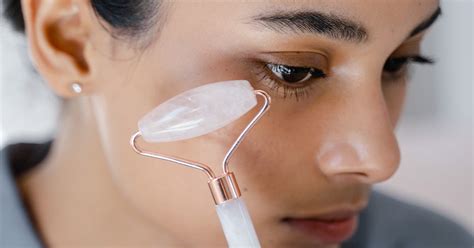 Face Roller Benefits - Working & Risks – Carmesi