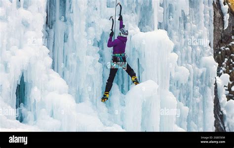 Ice-Climbing 的图像结果