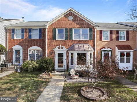 8061 Sky Blue Dr, Alexandria, VA 22315 - See Est. Value, Schools & More